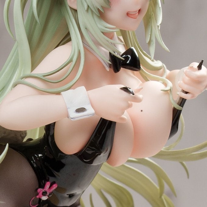 Goddess of Victory: NIKKE Soda: Twinkling Bunny Garage Kit [src:https://booth.pximg.net/be6eef72-00ef-44af-869a-6cd0a7a3f16e/i/6152570/04cde538-93b6-4ed9-b151-0816cd1a9456_base_resized.jpg]