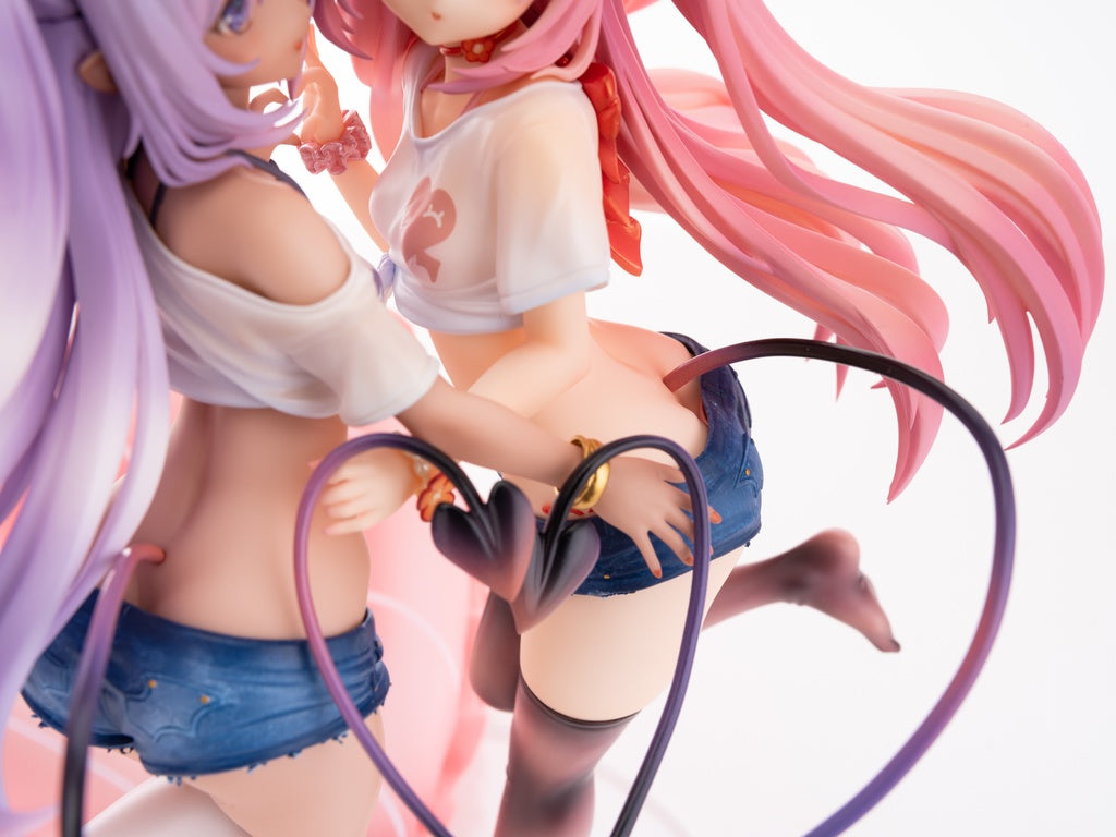 Lurumu & Kuromu Garage Kit [src:https://booth.pximg.net/50adf7d4-45bb-4a8e-b1f5-32dcaac0e68e/i/2520147/0c54abb1-62d6-402e-ba32-79ce1c234573_base_resized.jpg]