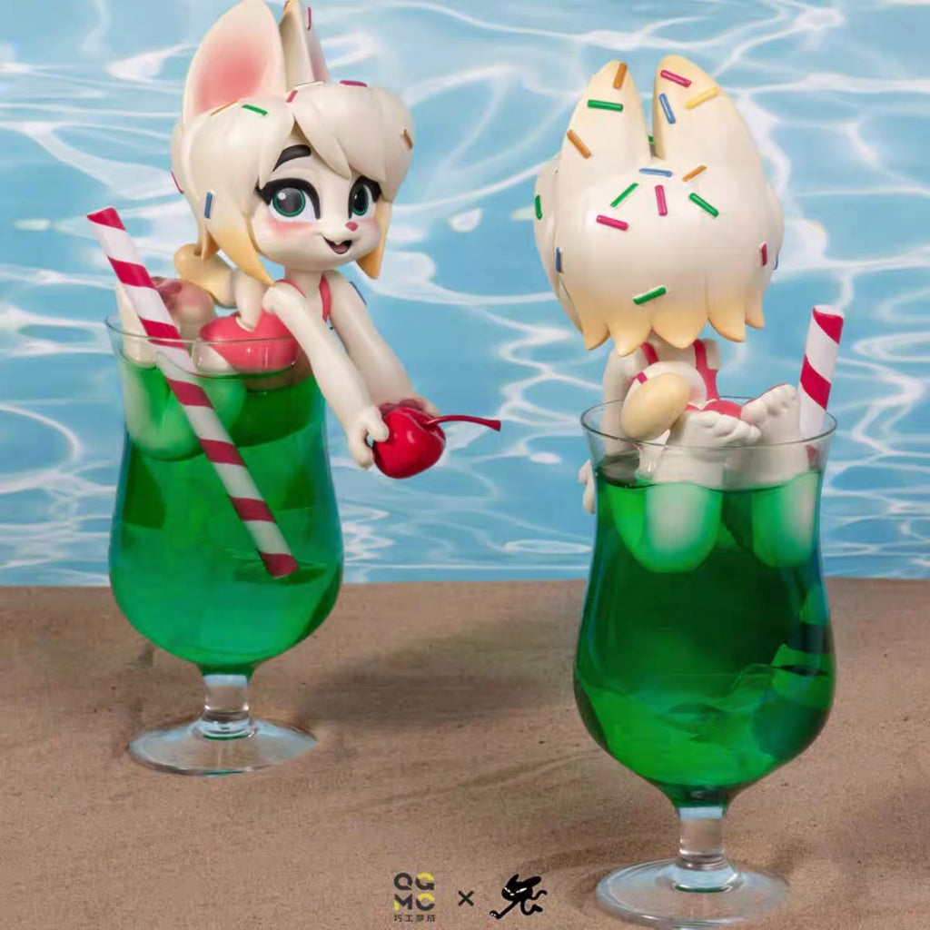 Maid Cat Soda Painted Garage Kit [src:https://booth.pximg.net/fe7f33a6-2a83-4201-9175-8d9d3ff3fd36/i/6287022/0df86af8-0736-42e0-9a52-1bd3410bad22_base_resized.jpg]