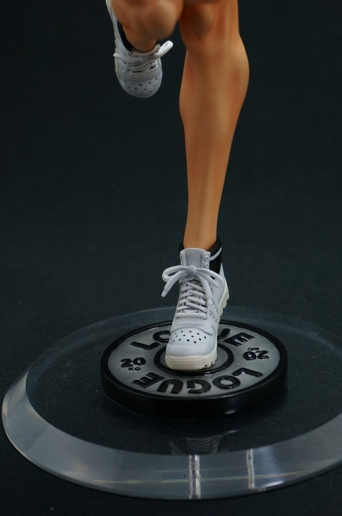 Fitness Girl Garage Kit [src:https://booth.pximg.net/ca49a3ac-53d8-469b-9b32-c1472886d1b7/i/1710126/326903a6-c07a-43e0-af1e-16648090c10d_base_resized.jpg]
