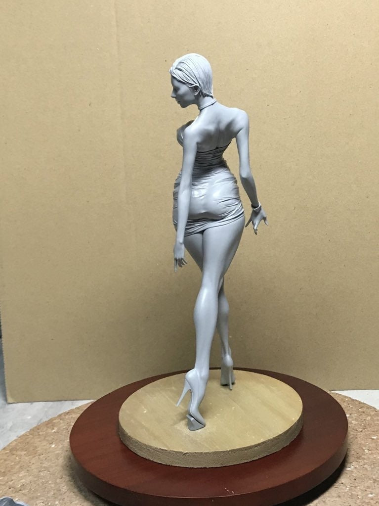Original Character Garage Kit [src:https://booth.pximg.net/cd3d0f94-fb1d-4942-aafd-ca067e67e235/i/2092410/457a789e-4ddd-46eb-85c8-65f2121a955f_base_resized.jpg]