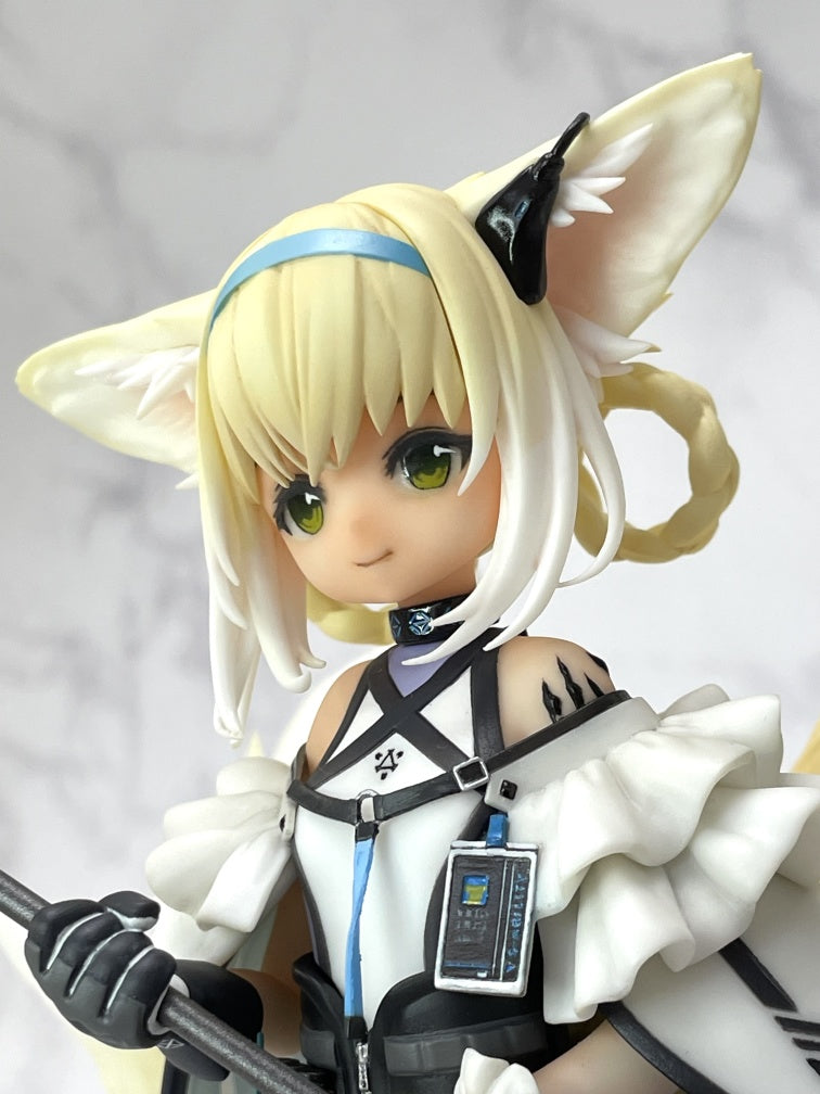 Arknights Suzuran Garage Kit [src:https://booth.pximg.net/8657ecaa-ae04-4477-899f-b2083584ad8f/i/6184747/5ca45c89-aa74-45c6-b38a-e42338c8ec4b_base_resized.jpg]