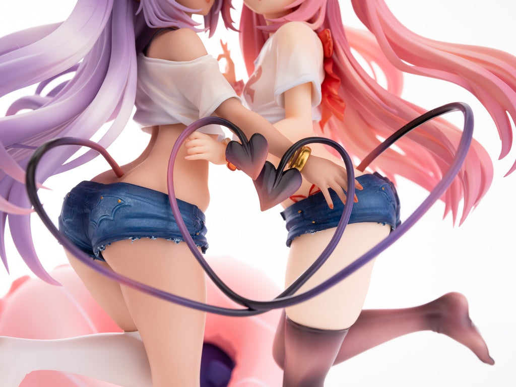 Lurumu & Kuromu Garage Kit [src:https://booth.pximg.net/50adf7d4-45bb-4a8e-b1f5-32dcaac0e68e/i/2520147/8c43f7d3-7514-4b90-adee-3260cc3be7b8_base_resized.jpg]
