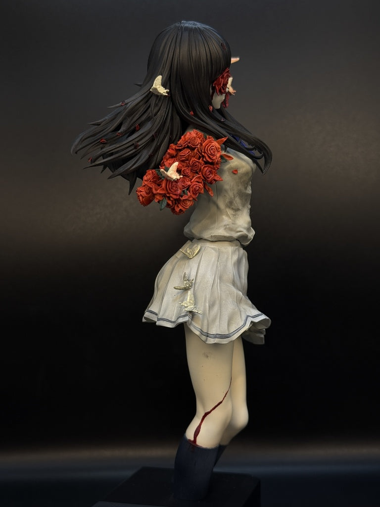 Kara no Shoujo Toko Kuchiki Garage Kit [src:https://booth.pximg.net/d4ed373b-6d78-4396-971d-47aeac16061f/i/5252088/911e99f2-3ece-4e33-855c-77475be39d46_base_resized.jpg]