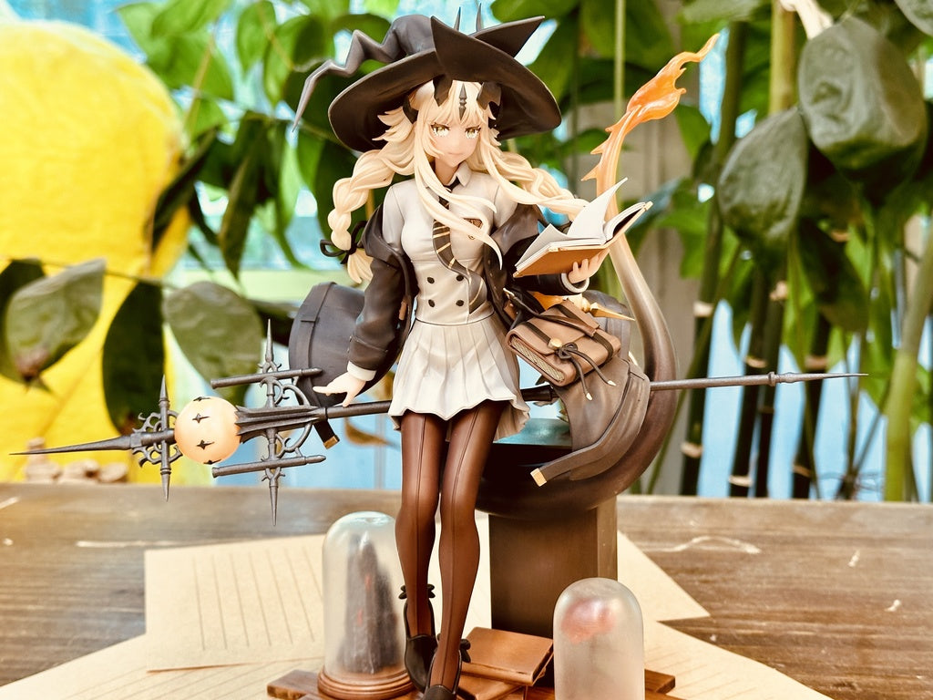 Arknights Reed the Flame Shadow Garage Kit [src:https://booth.pximg.net/492d58e5-f258-4a13-a18f-94666474abd1/i/6109823/97cc11c5-7f8a-46b4-9485-18b84952022e_base_resized.jpg]