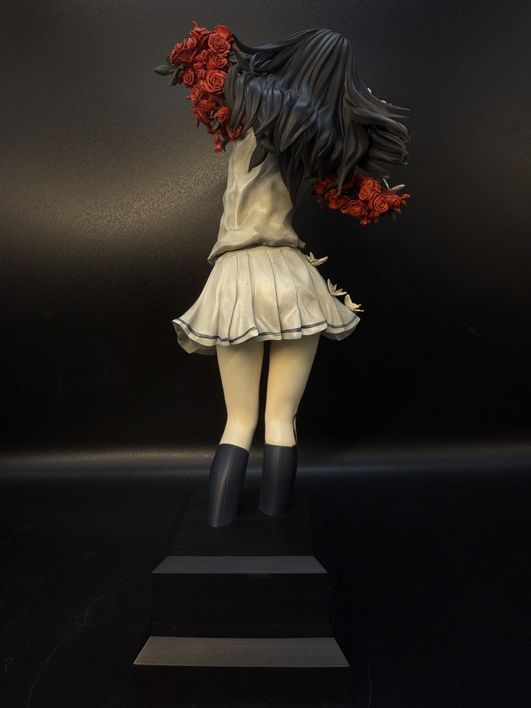 Kara no Shoujo Toko Kuchiki Garage Kit [src:https://booth.pximg.net/d4ed373b-6d78-4396-971d-47aeac16061f/i/5252088/98f15799-7bbe-47b9-b4d9-53444488b5b0_base_resized.jpg]