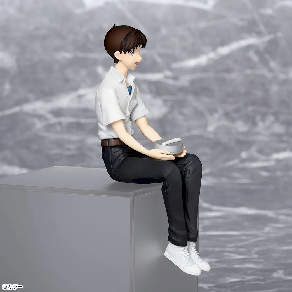 Shinji Ikari Evangelion Chokonose Premium Figure Prize Figure by Sega - Mandorama [src:https://figisland.net/wp-content/uploads/2025/05/s01011615052522.webp]