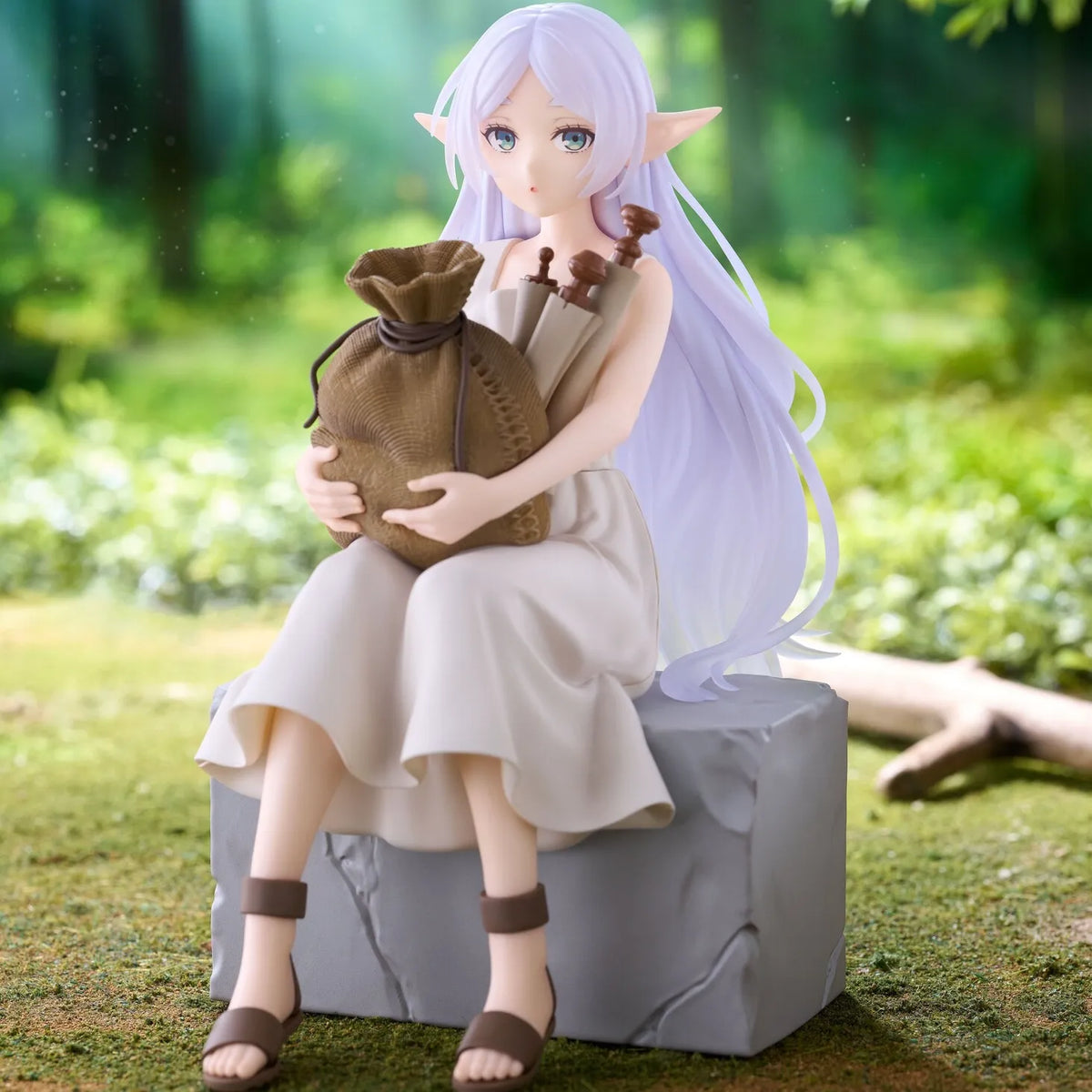 Frieren Training Era Ver. Frieren: Beyond Journey's End Desktop Cute Prize Figure by Taito (11/2026) - photo 4 - Mandorama