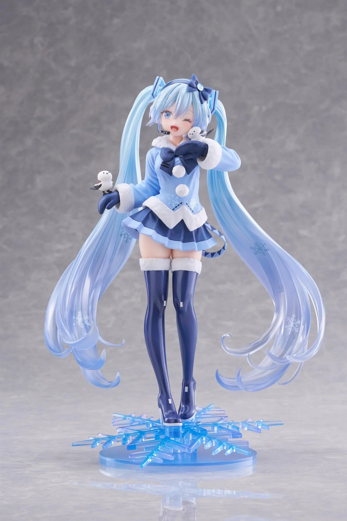 Snow Miku 2012 Ver. Hatsune Miku AMP+ Prize Figure by Taito (09/2026) - Mandorama