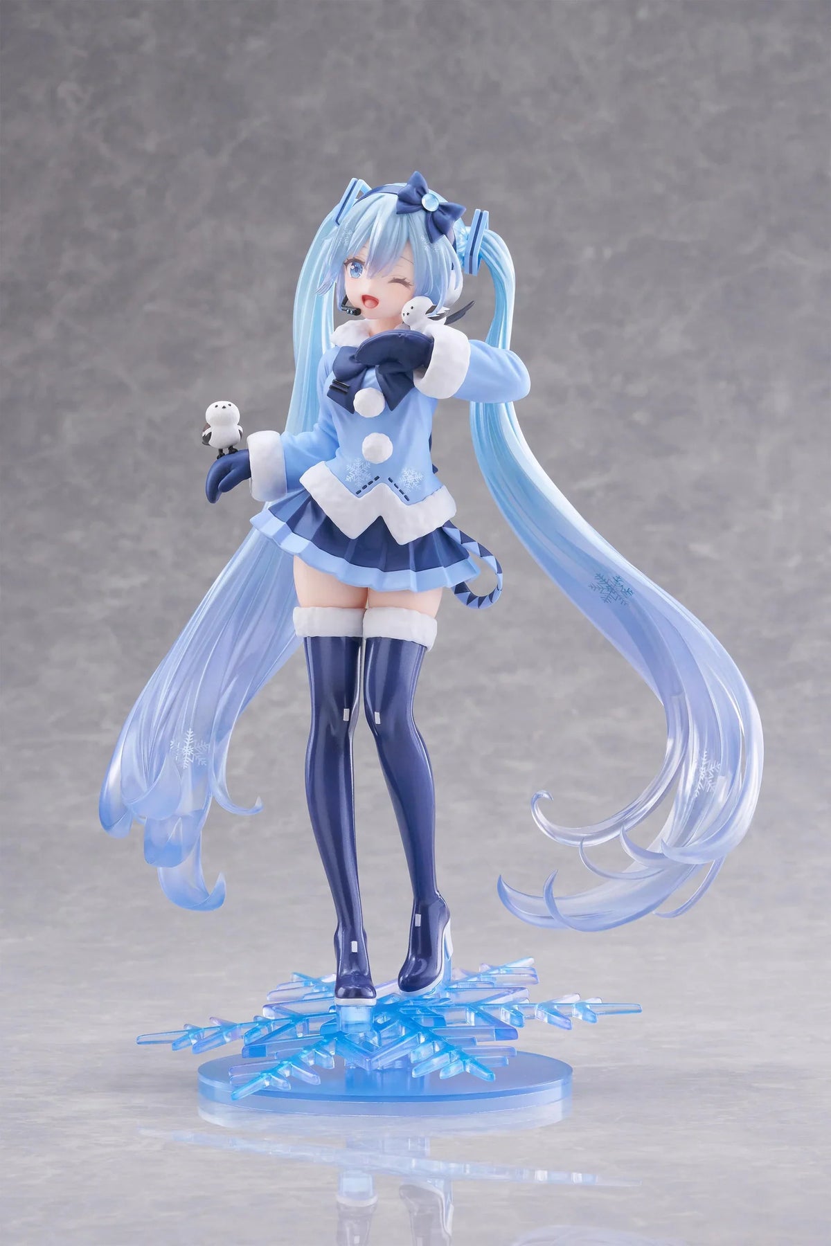 Snow Miku 2012 Ver. Hatsune Miku AMP+ Prize Figure by Taito (09/2026) - Mandorama