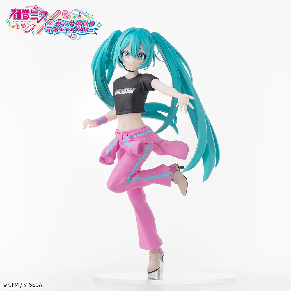 初音ミク ベリー衣装Ver. Hatsune Miku Desktop x Decorate Collections Prize Figure by Sega (06/2025) - Mandorama [src:https://tokutame.net/wp-content/uploads/2025/05/prize-20250627-hatsunemiku-sega2.webp]