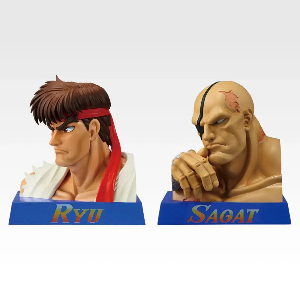 Ichiban Kuji Street Fighter Prize D Select Figure - Mandorama [src:https://assets.1kuji.com/uploads/product_item/image/106767/a10adea0-62a5-4bb8-8d9b-b0bb4b789765.webp]