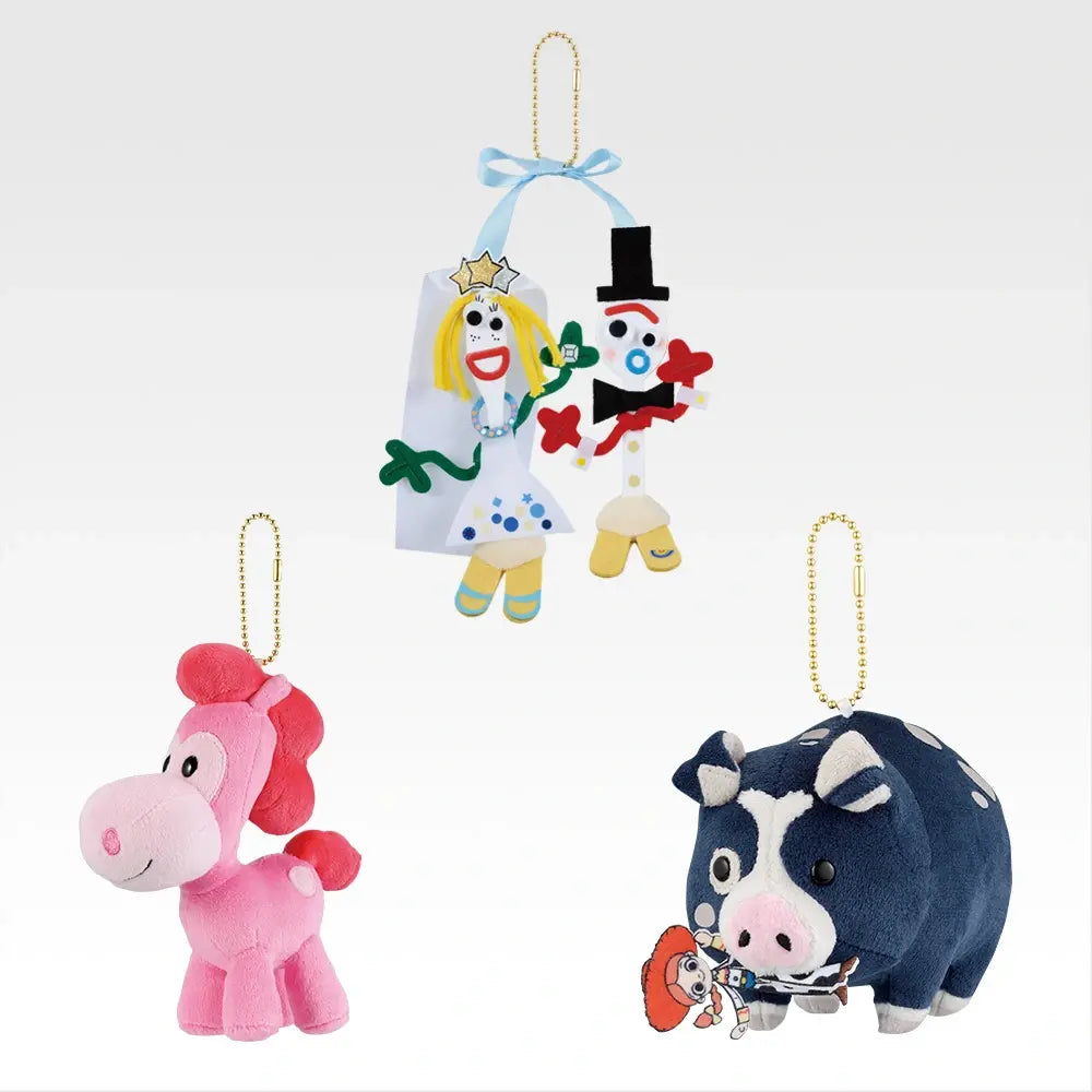 Ichiban Kuji Toy Story 5 Prize C Cute Companion Plush Mascot - Mandorama [src:https://assets.1kuji.com/uploads/product_item/image/106362/0d9c5434-c726-456e-9593-270f1b26fad3.webp]