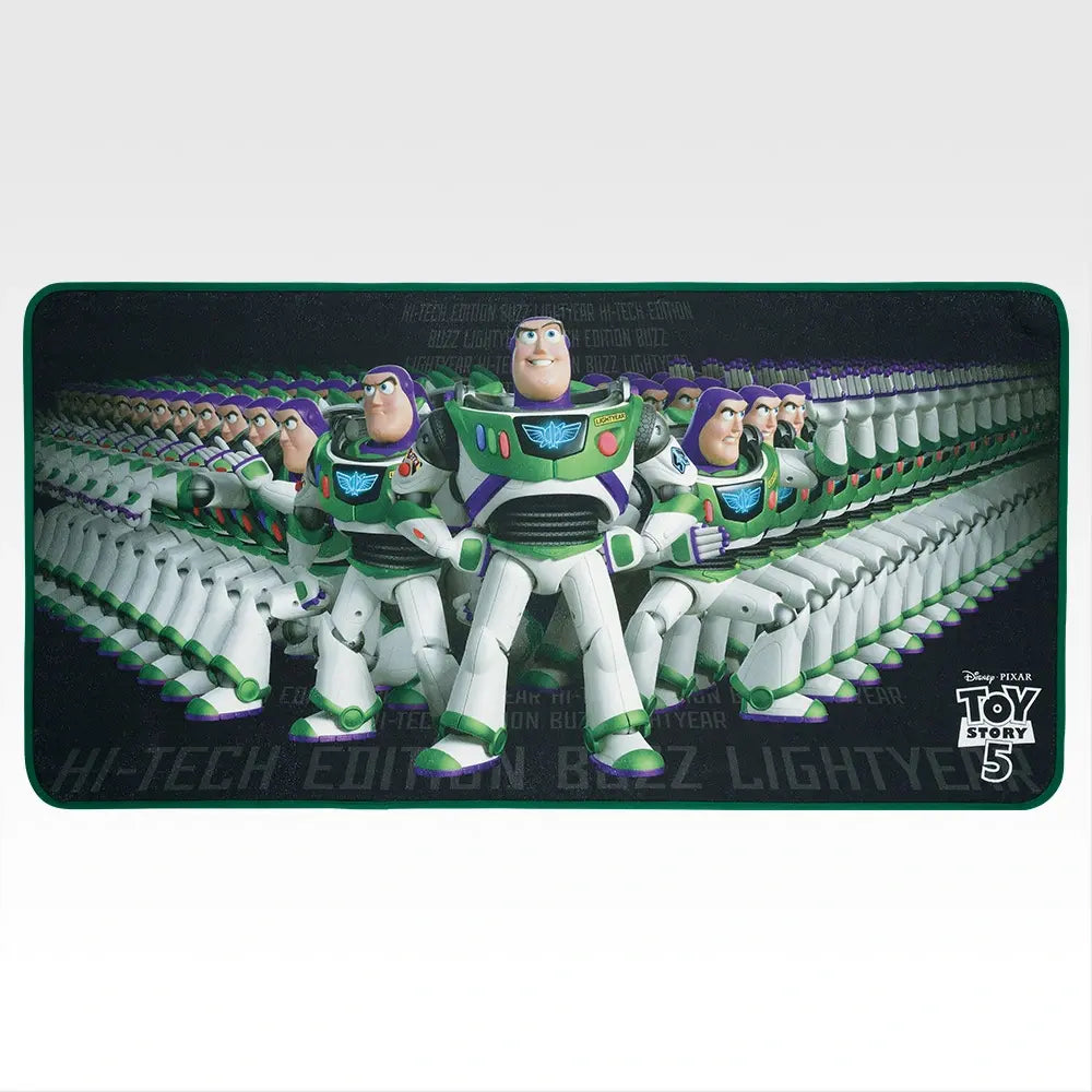 Ichiban Kuji Toy Story Prize B Summer Blanket - Mandorama [src:https://assets.1kuji.com/uploads/product_item/image/106632/1326fd13-6130-498a-8184-14fe16fb1603.webp]