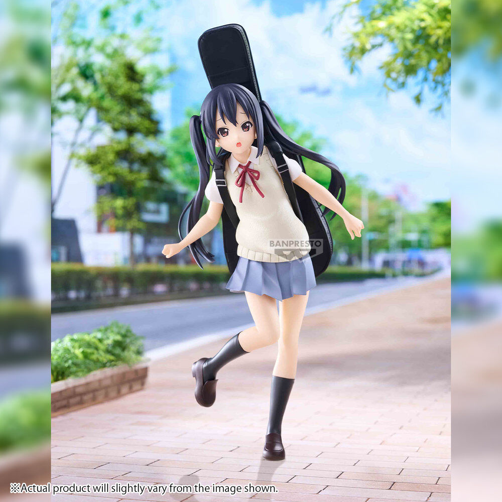 Azusa Nakano K-On! SQ Figure Prize Figure by Banpresto (02/2027) - photo 2 - Mandorama
