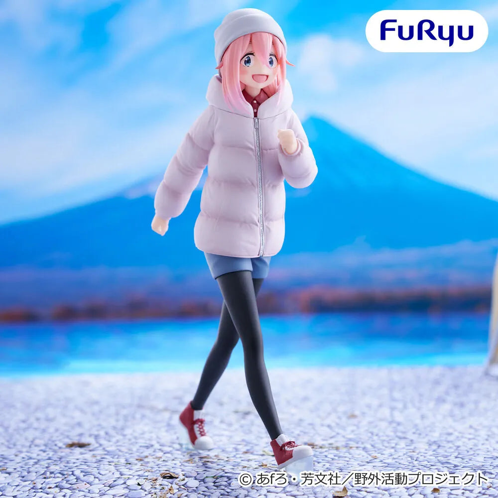 Nadeshiko Kagamihara Laid-Back Camp Trio-Try-iT Prize Figure by FuRyu (06/2026) - Mandorama [src:https://tokutame.net/wp-content/uploads/2026/06/prize-202606-yurucamp-furyu2.webp]