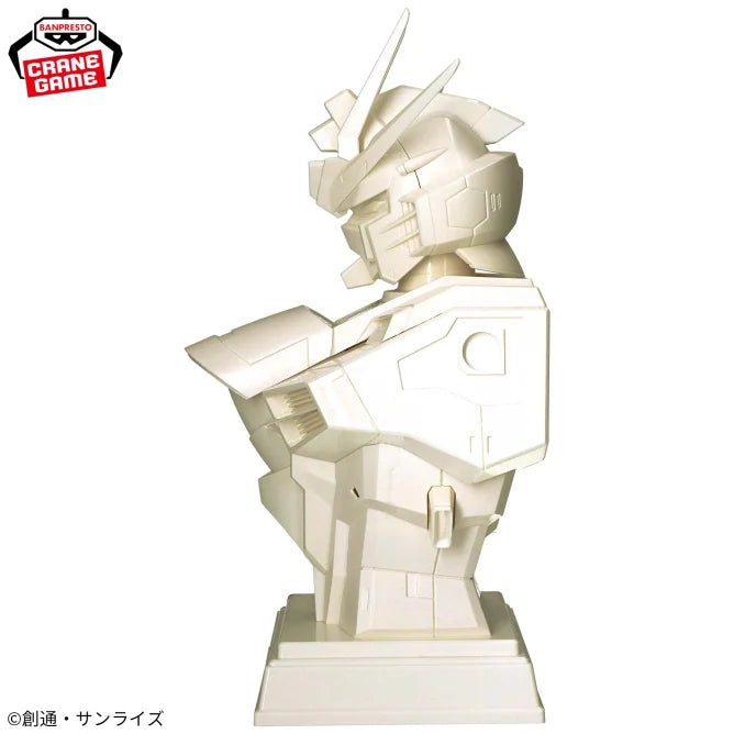 Rising Freedom Gundam Mobile Suit Gundam SEED FREEDOM G-Ceramical Prize Figure by Banpresto - Mandorama [src:https://figisland.net/wp-content/uploads/2025/02/s01011615048041.webp]