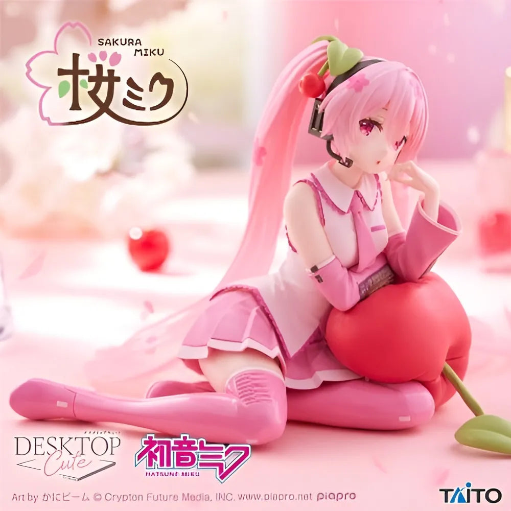 Sakura Miku Desktop Cute Prize Figure by Taito - Mandorama [src:https://tokutame.net/wp-content/uploads/2025/01/prize-202502-hatsunemiku-taito1.webp]