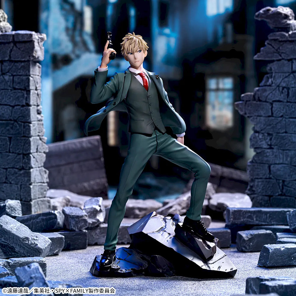 Loid Forger SPY×FAMILY LUMINASTA Prize Figure by Sega (04/2025) - Mandorama [src:https://tokutame.net/wp-content/uploads/2025/03/prize-20250424-spyfamily-sega1.webp]
