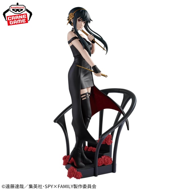 Yor Forger SPY×FAMILY Smartphone Stand Prize Figure by Banpresto - Mandorama [src:https://figisland.net/wp-content/uploads/2025/11/s01011615054150.jpg]