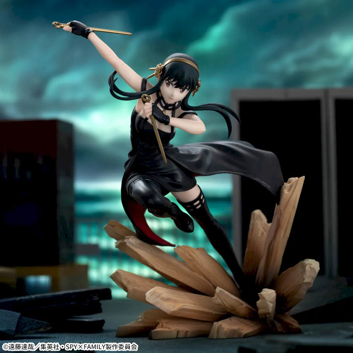 Yor Forger Spy x Family Luminasta Prize Figure by Sega - Mandorama