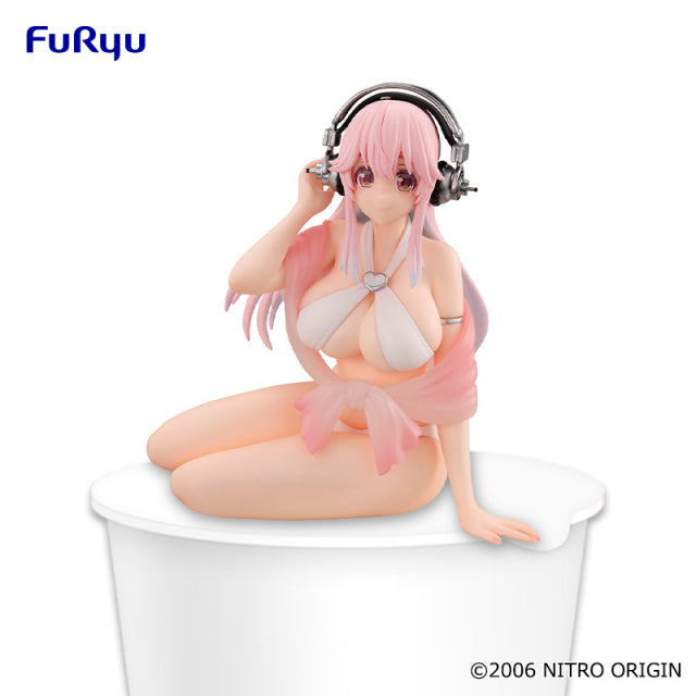 すーぱーそに子 Super Sonico Noodle Stopper Prize Figure by FuRyu - Mandorama
