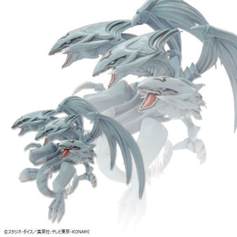 Blue-Eyes Ultimate Dragon Yu-Gi-Oh! Prize Figure by Konami - Mandorama